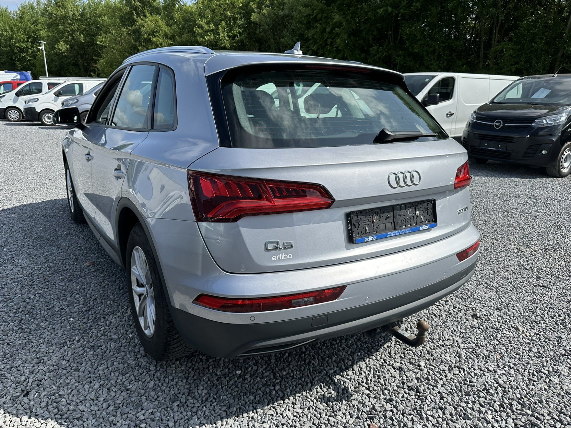 Audi Q5 30 TDI Business - фото 6
