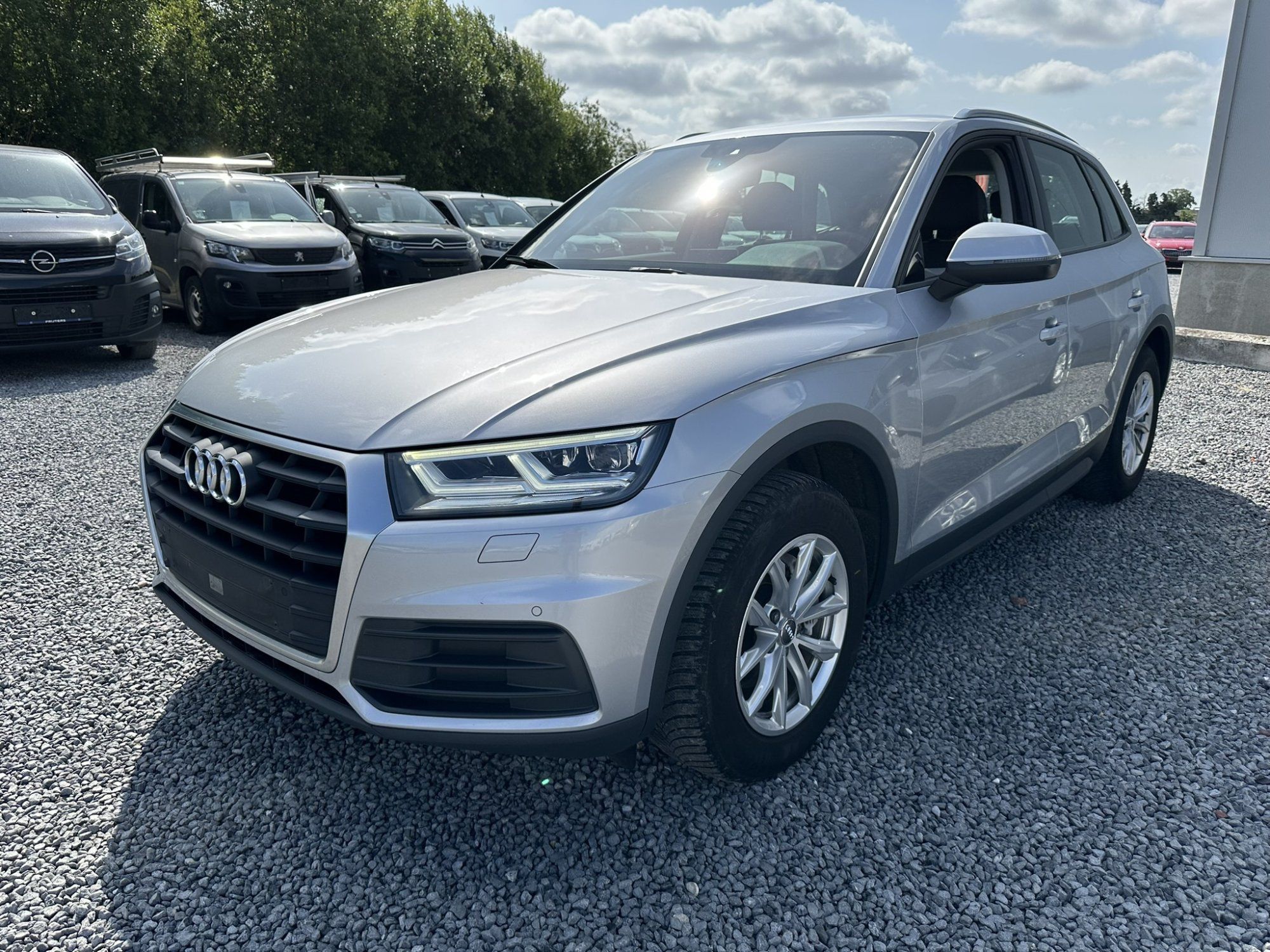 Audi Q5 30 TDI Business - фото 3