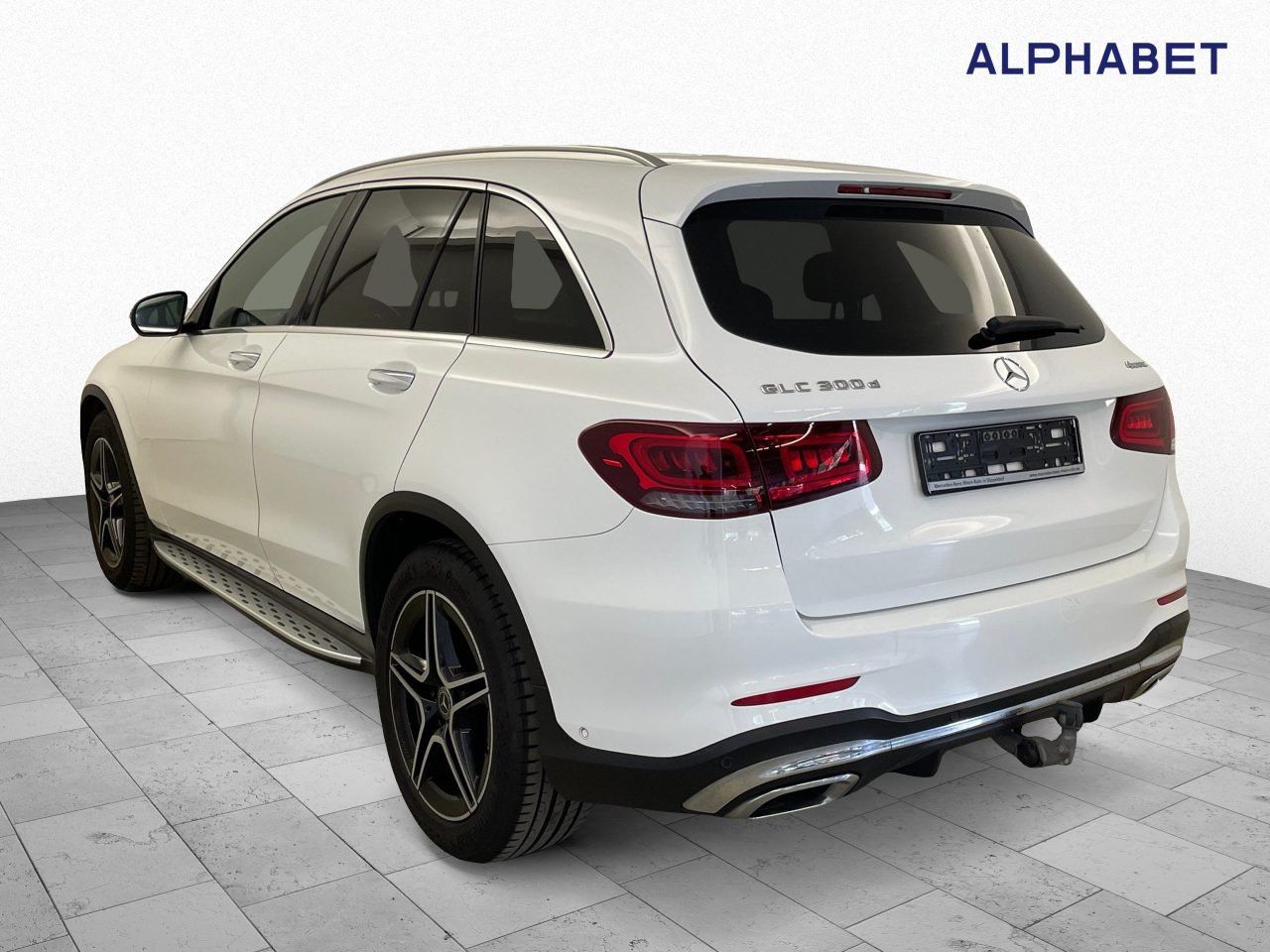 Mercedes-Benz GLC 300d AMG Line 4-Matic - фото 9