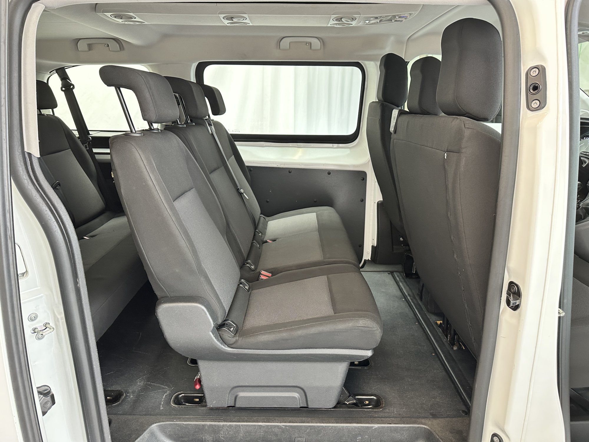 Opel Vivaro Combi 1.5d Business - фото 5