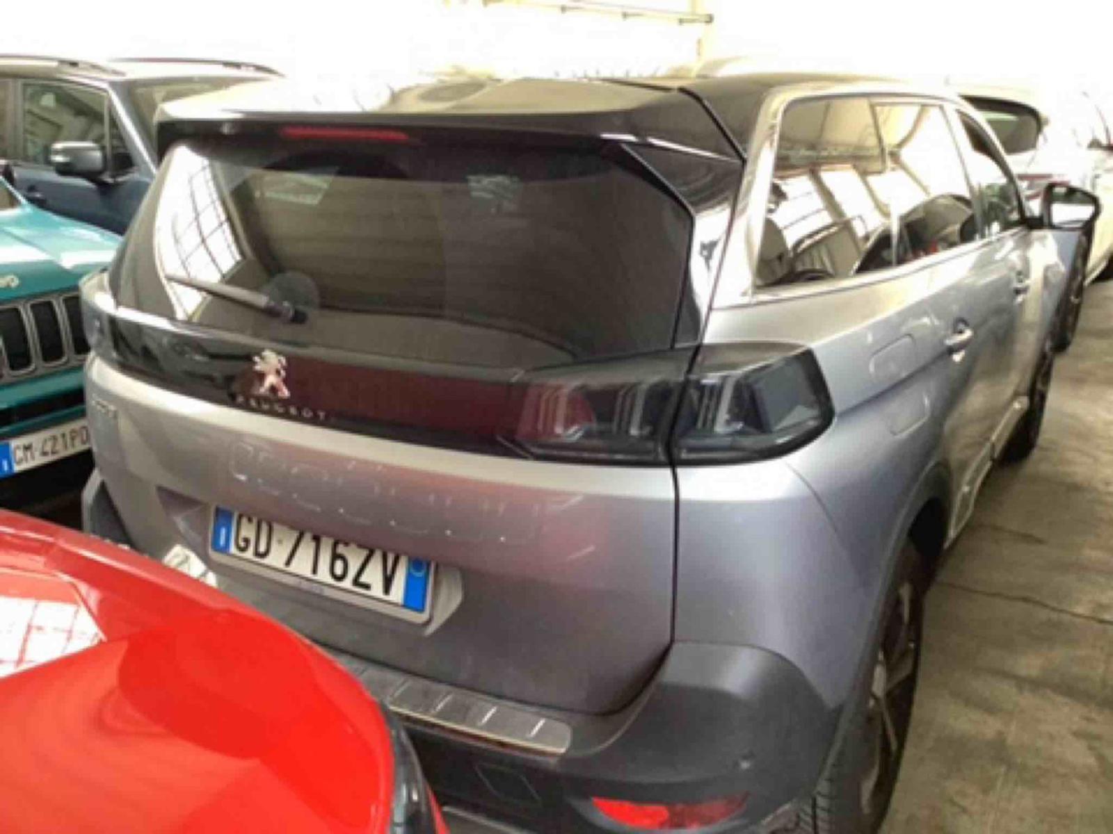 Peugeot 5008 1.5 HDI GT - фото 10