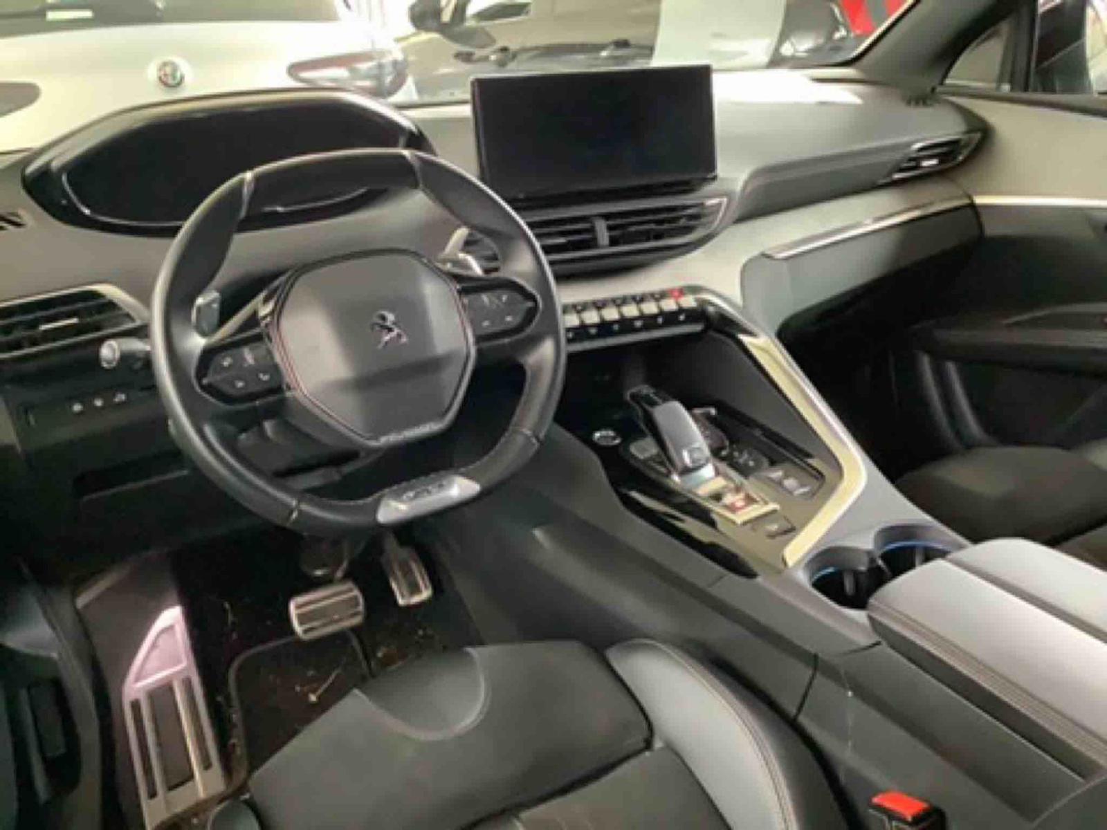 Peugeot 5008 1.5 HDI GT - фото 4